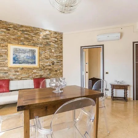 Borgo Deluxe Apartment *